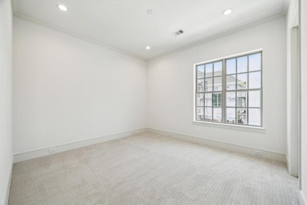 209 Sutton Row Place  Houston 77024 Harris - Image 12