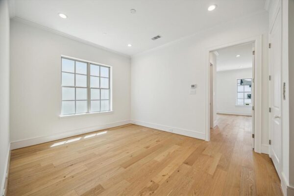 211 Sutton Row Place  Houston 77024 Harris - Image 11