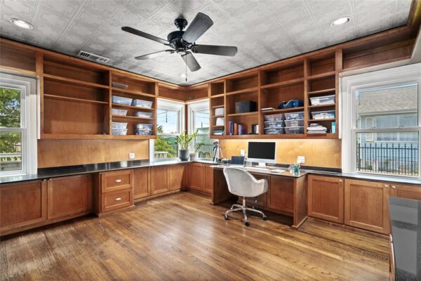 208 W 34th Street  Houston 77018 Harris - Image 13