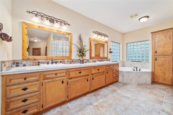 6023 Carolyn Lane  Richmond 77406 Fort Bend - Image 13