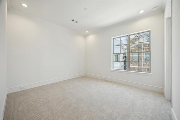 211 Sutton Row Place  Houston 77024 Harris - Image 12
