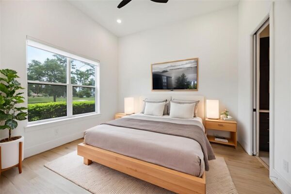 1419 Candlelight Lane  Houston 77018 Harris - Image 13
