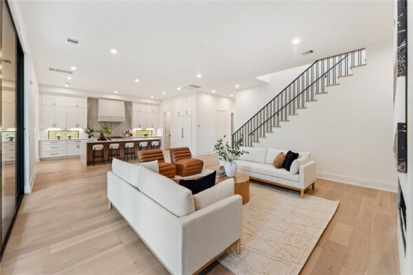 1741 Chippendale Road  Houston 77018 Harris - Image 12