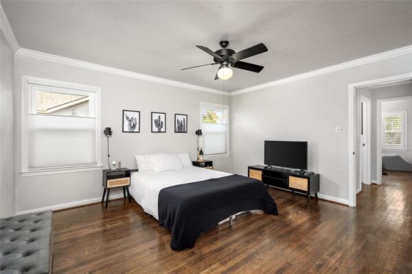 208 W 34th Street  Houston 77018 Harris - Image 15