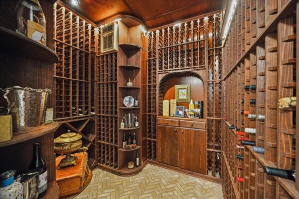 210 Park Laureate Drive  Houston 77024 Harris - Image 17
