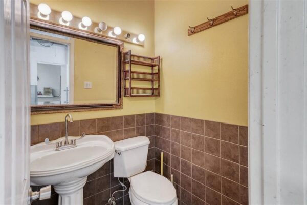 1607 E Bonner Street  Houston 77007 Harris - Image 18