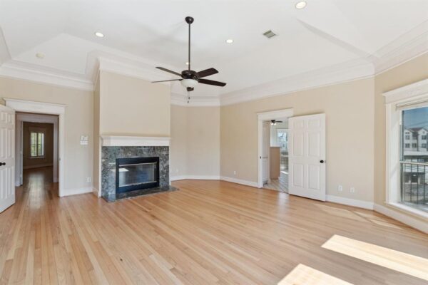 3201 White Oak Drive  Houston 77007 Harris - Image 17
