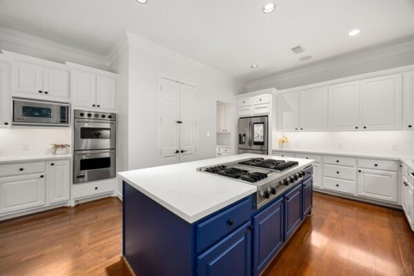 111 N Wynden Estates Court  Houston 77056 Harris - Image 20