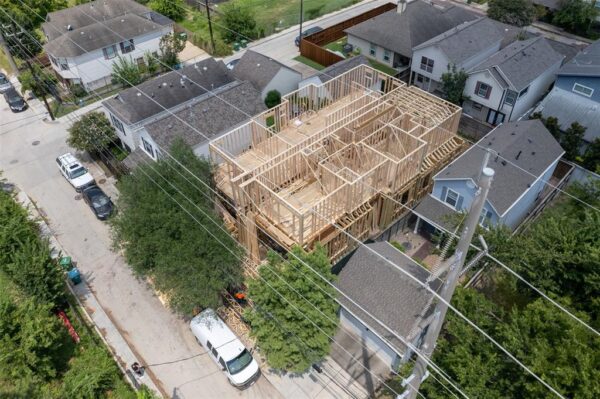 1016 Ruthven Street A Houston 77019 Harris - Image 19