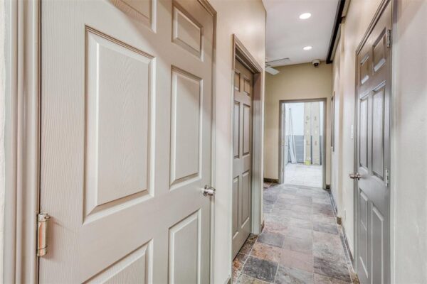 1607 E Bonner Street  Houston 77007 Harris - Image 20