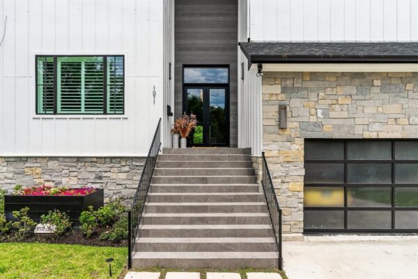 1011 Wynnwood Lane  Houston 77008 Harris - Image 2
