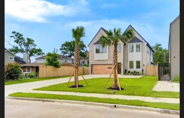 3909 Ella Boulevard  Houston 77018 Harris - Image 2