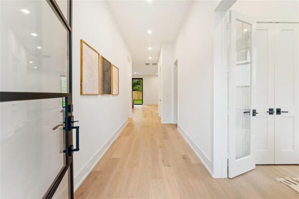 1741 Chippendale Road  Houston 77018 Harris - Image 2