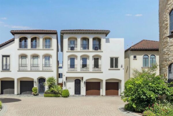 5736 Tanglewood Cove Street  Houston 77057 Harris