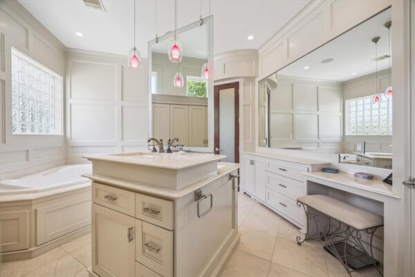 945 Waverly Street  Houston 77008 Harris - Image 23
