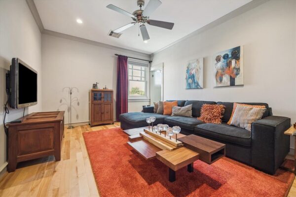 945 Waverly Street  Houston 77008 Harris - Image 25