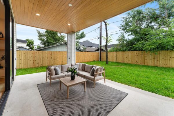 1741 Chippendale Road  Houston 77018 Harris - Image 25
