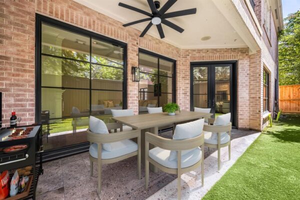 111 N Wynden Estates Court  Houston 77056 Harris - Image 31