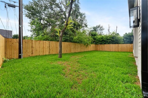 1741 Chippendale Road  Houston 77018 Harris - Image 26