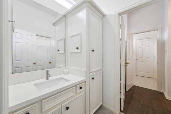 4908 Braeburn Drive  Bellaire 77401 Harris - Image 29