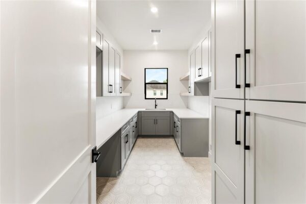 1741 Chippendale Road  Houston 77018 Harris - Image 27