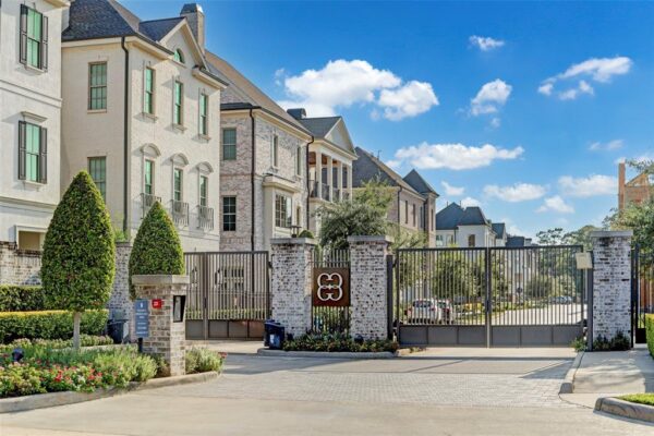 207 Sutton Row Place  Houston 77024 Harris - Image 29