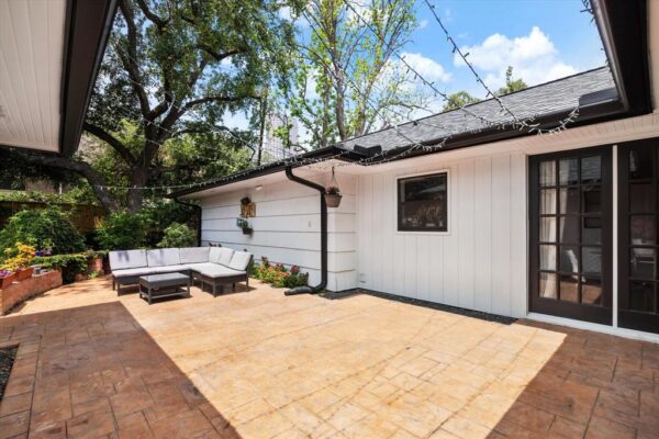 1902 Chimney Rock Road  Houston 77056 Harris - Image 13