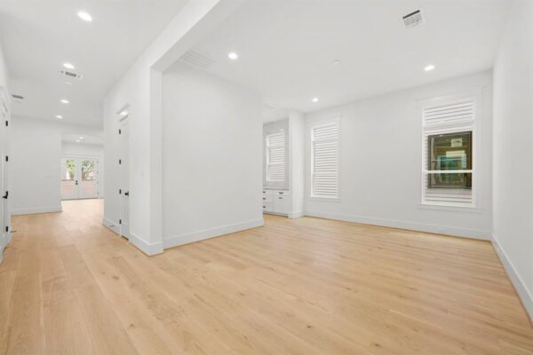 1520 Nicholson Street  Houston 77008 Harris - Image 3