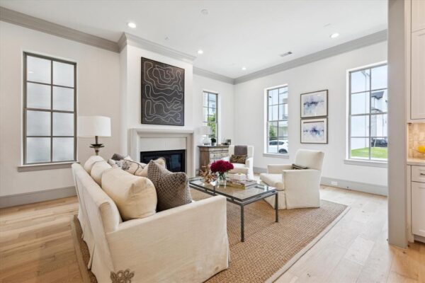 207 Sutton Row Place  Houston 77024 Harris - Image 3
