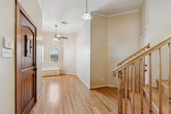 3201 White Oak Drive  Houston 77007 Harris - Image 3