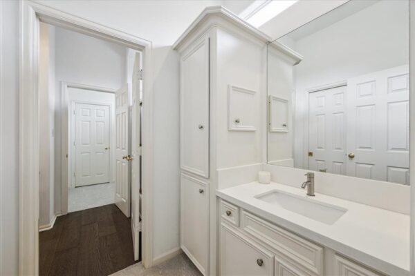 4908 Braeburn Drive  Bellaire 77401 Harris - Image 31