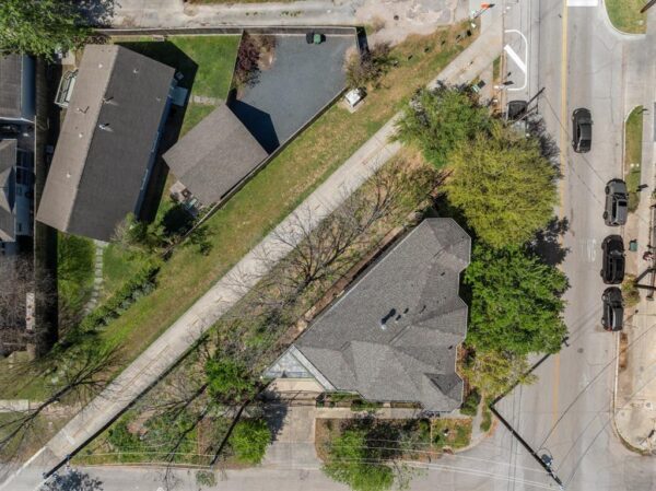 3201 White Oak Drive  Houston 77007 Harris - Image 31