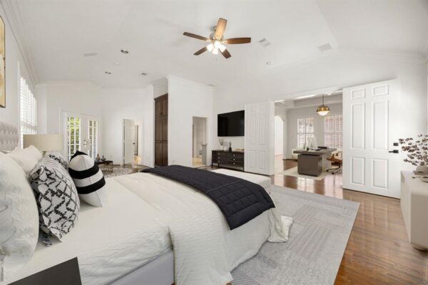 111 N Wynden Estates Court  Houston 77056 Harris - Image 36