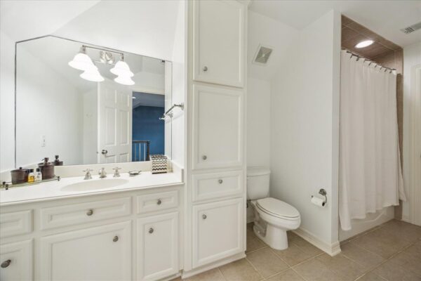 210 Park Laureate Drive  Houston 77024 Harris - Image 31