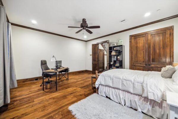 2127 Bancroft Street  Houston 77027 Harris - Image 34