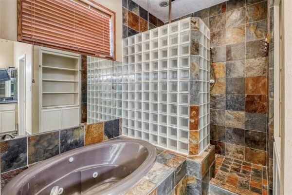 1607 E Bonner Street  Houston 77007 Harris - Image 34