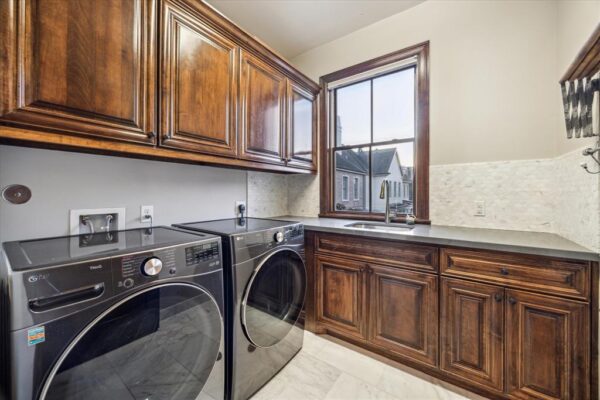2127 Bancroft Street  Houston 77027 Harris - Image 36