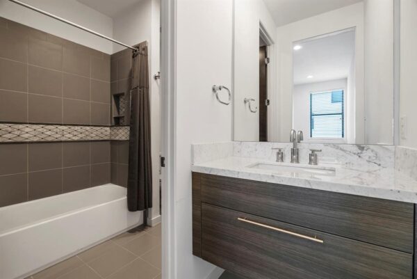 4007 Portsmouth Avenue  Houston 77027 Harris - Image 35
