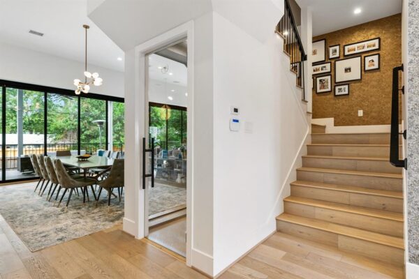 1011 Wynnwood Lane  Houston 77008 Harris - Image 4