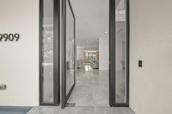 9909-larston-street-houston-77055-harris - Image 30