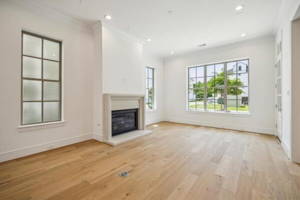 211 Sutton Row Place  Houston 77024 Harris - Image 4