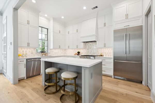 207 Sutton Row Place  Houston 77024 Harris - Image 4