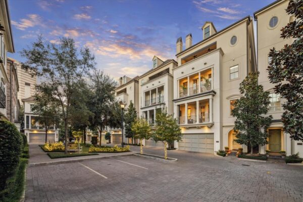 2127 Bancroft Street  Houston 77027 Harris - Image 41