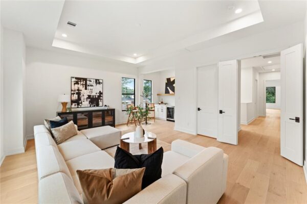 1741 Chippendale Road  Houston 77018 Harris - Image 39
