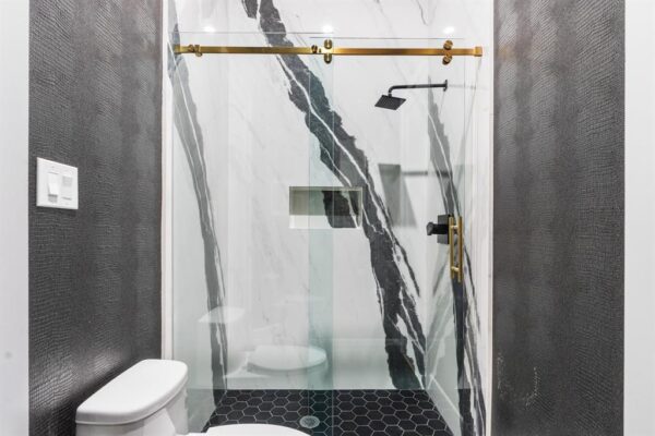 1011 Wynnwood Lane  Houston 77008 Harris - Image 7