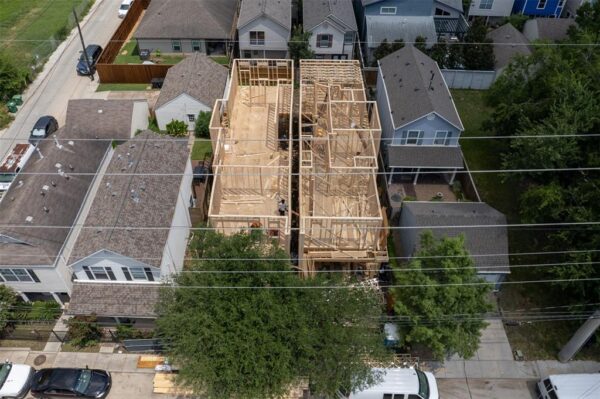 1016 Ruthven Street B Houston 77019 Harris - Image 8