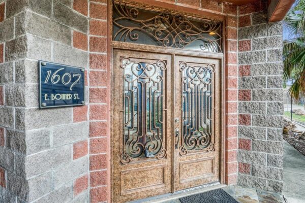 1607 E Bonner Street  Houston 77007 Harris - Image 9
