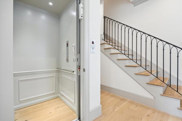 207 Sutton Row Place  Houston 77024 Harris - Image 8