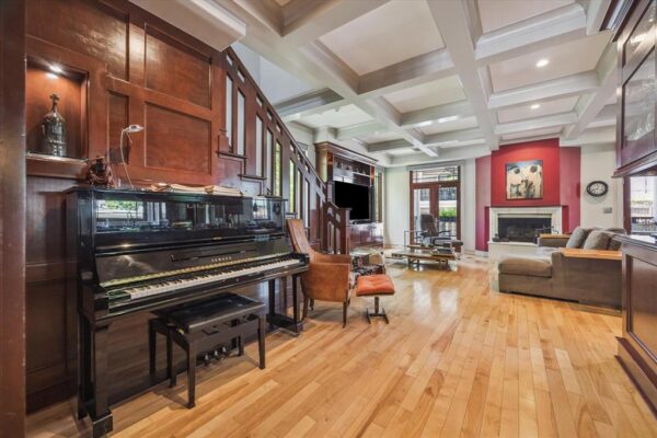945 Waverly Street  Houston 77008 Harris - Image 9