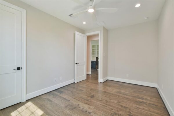 14008 Memorial Reserve Place  Houston 77079 Harris - Image 10